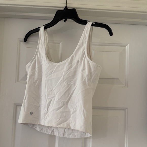 HALARA padded Tank Top - Picture 7 of 9